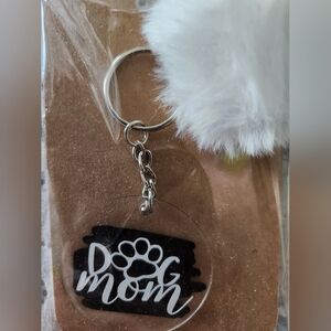 Dog Mom Key Chain.  BRAND NEW